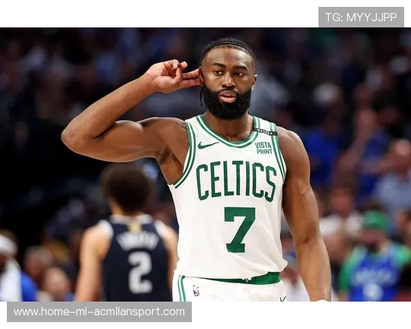 杰伦·布朗34+8+7，活塞逆转凯尔特人：一场关于信念与逆袭的篮球夜