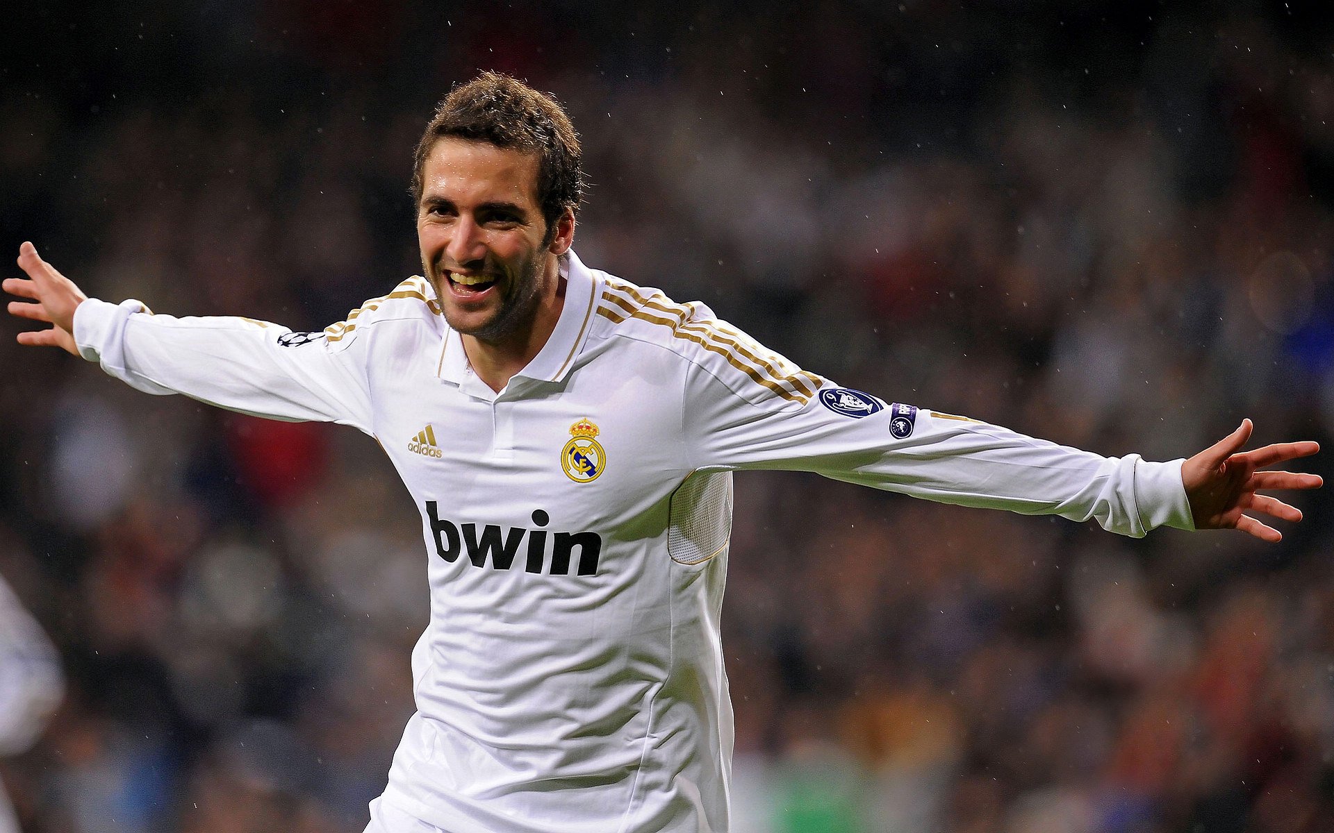 “马丁·高尔西的技术突破：美洲狮队防守体系的核心”