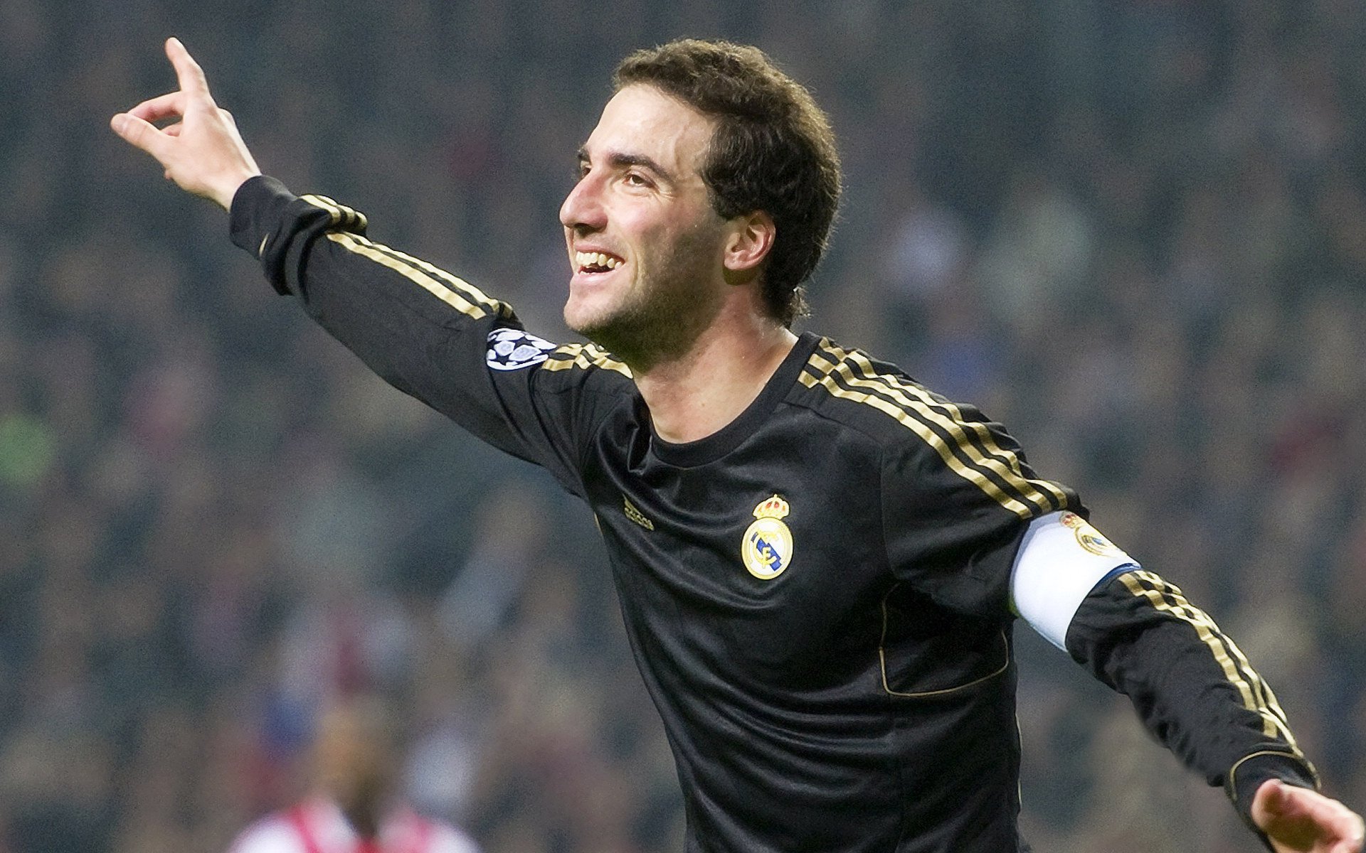 意大利蛙泳快手切拉苏奥洛速度惊人